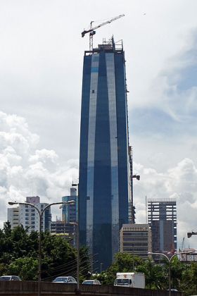 Panama skyscraper under construction – Best Places In The World To Retire – International Living